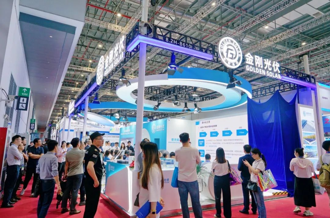 新品、颁证、签约！金刚光伏闪耀SNEC 2024，绽放“N时代”新质生产力